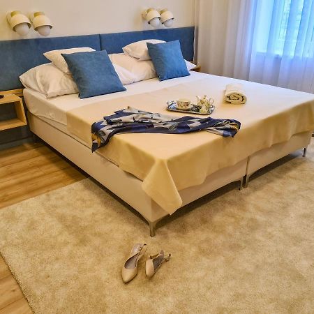 Ditlin Apartmanok Папа Екстер'єр фото